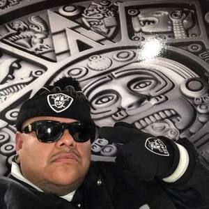 Meet your Posher, Loloe